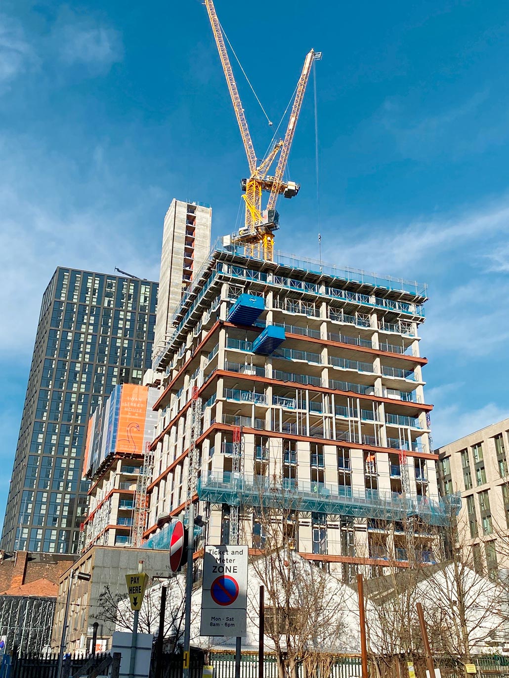 Swan_Street_Manchester_RG-Construction_Manchester_lowres Temporary Edge protection Swan Street Manchester_RG Construction Manchester