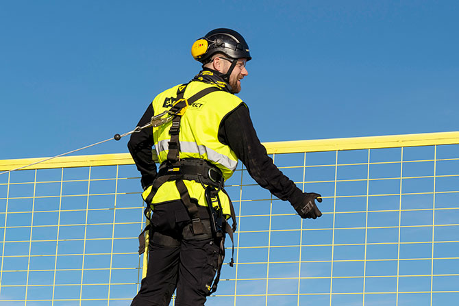 Personal fall protection products for construction workers UK