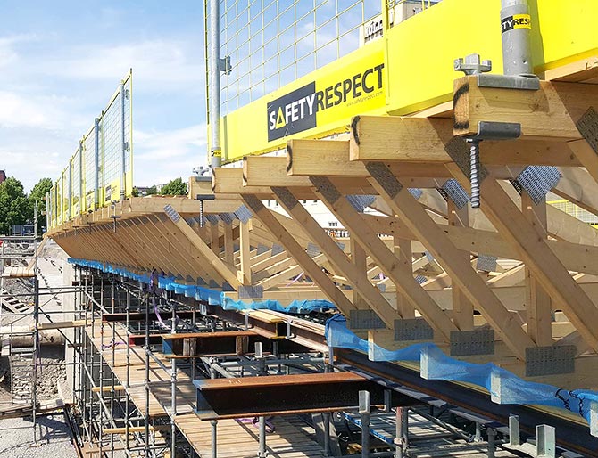 Wood beam clamp bridge